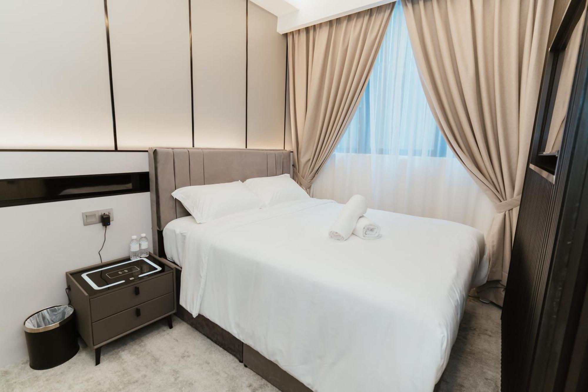 Brilliant Dan Hotel